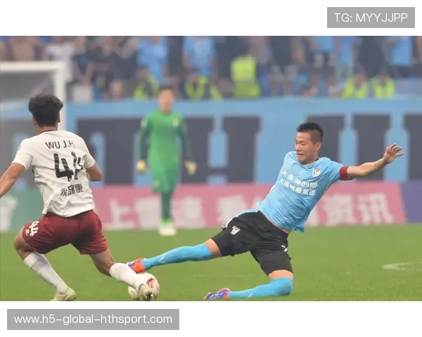 大连英博吕鹏带队冲击保级，经验是球队核心